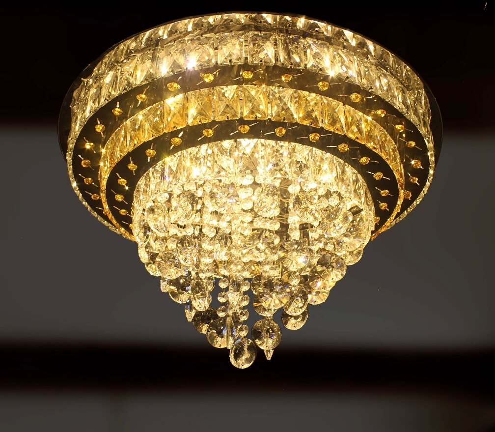 Chandelier with online bluetooth